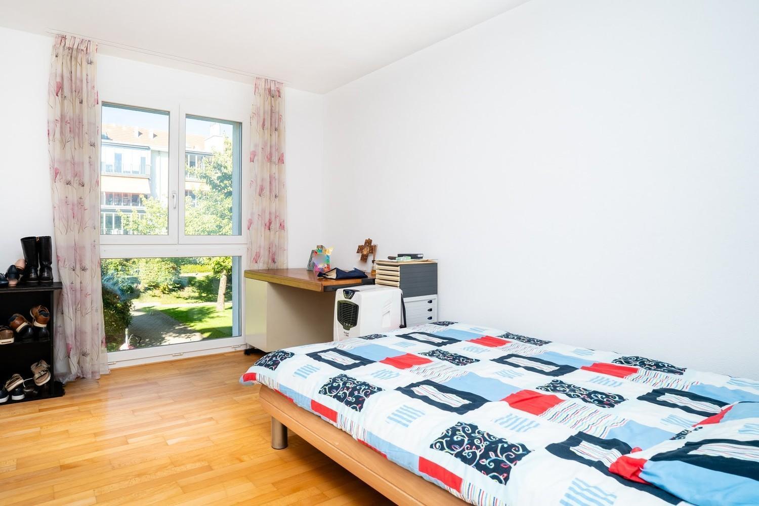 Vk - R - Zuerich Airport - Luxury - Home Stay - Raetschengaessli - קלוטן מראה חיצוני תמונה