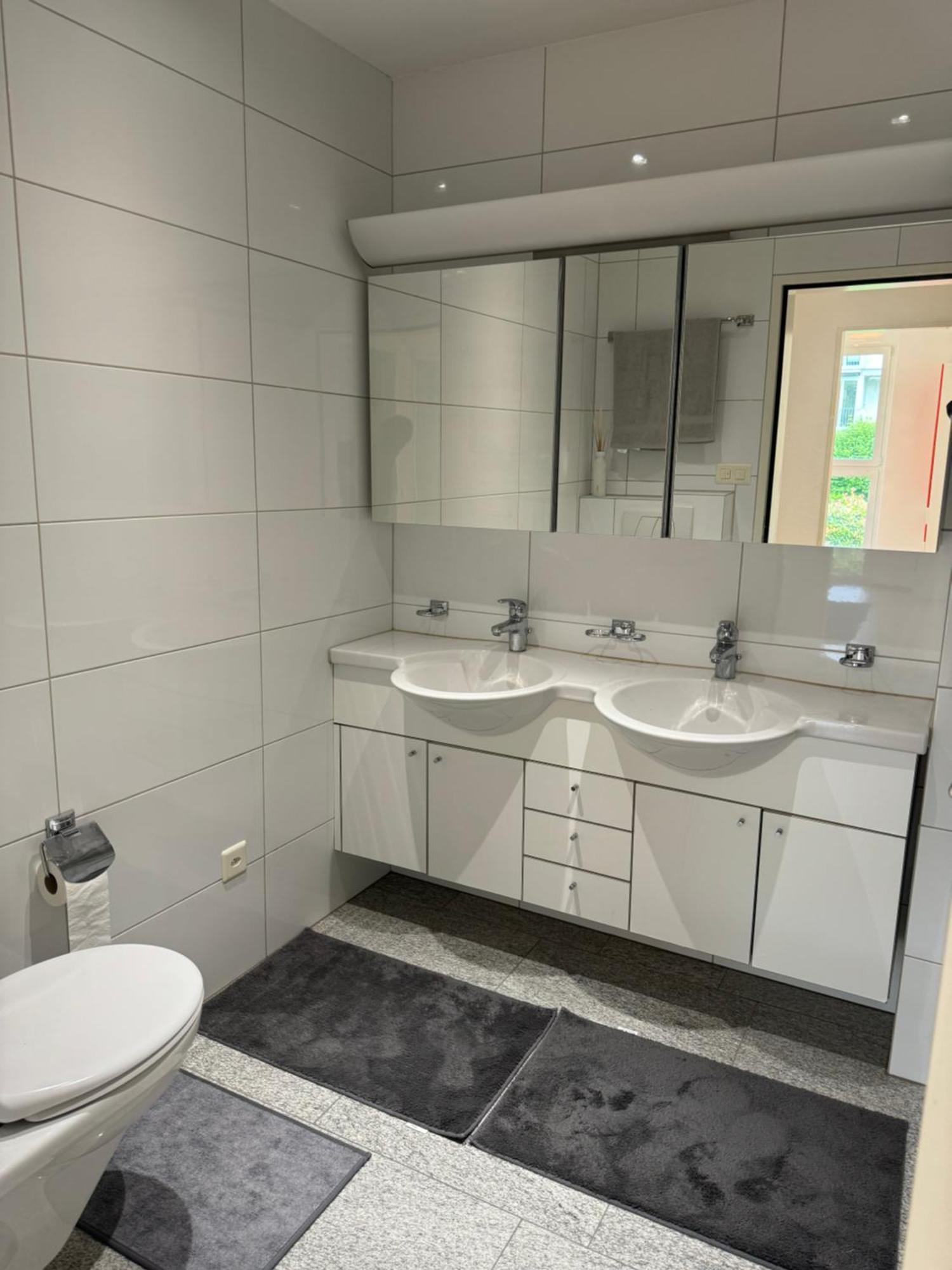 Vk - R - Zuerich Airport - Luxury - Home Stay - Raetschengaessli - קלוטן מראה חיצוני תמונה